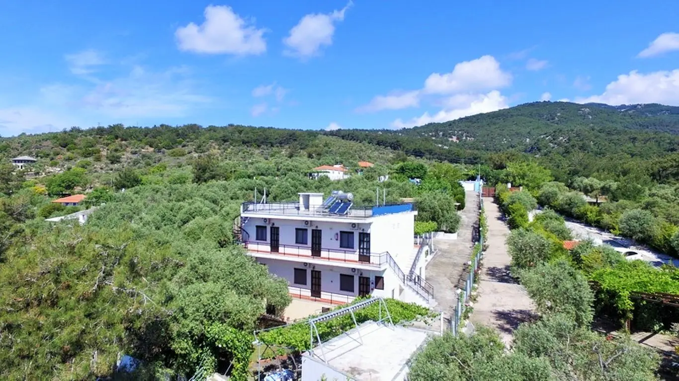 Hotel Of 300 M² On The Island Of Thassos