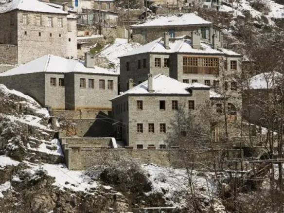 Hotel In Timfi, Greece (1.000 M²)