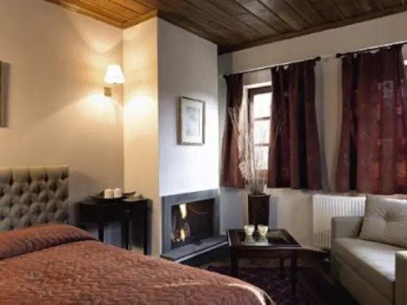 Hotel In Timfi, Greece (1.000 M²)
