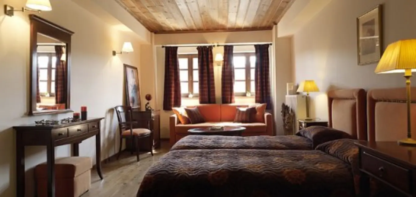Hotel Of 1000 M² In Epirus