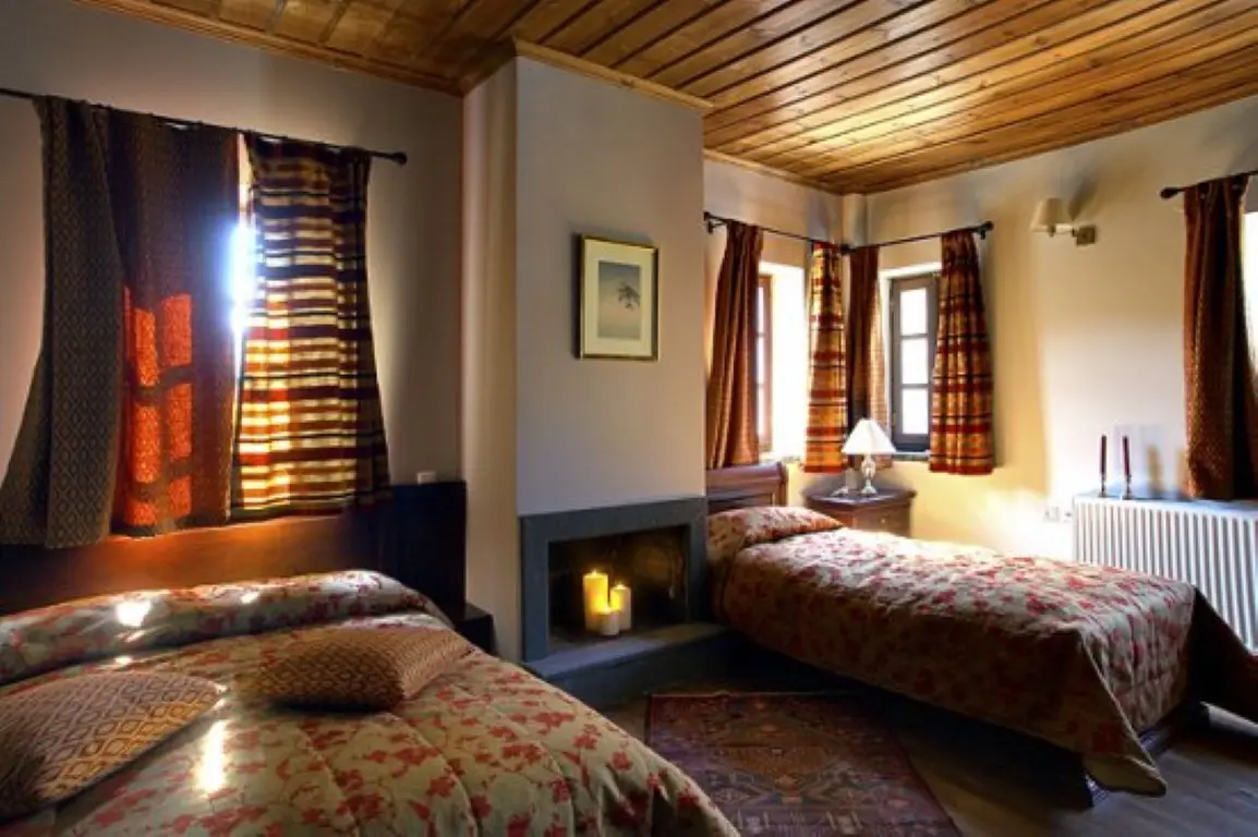 Hotel Of 1000 M² In Epirus