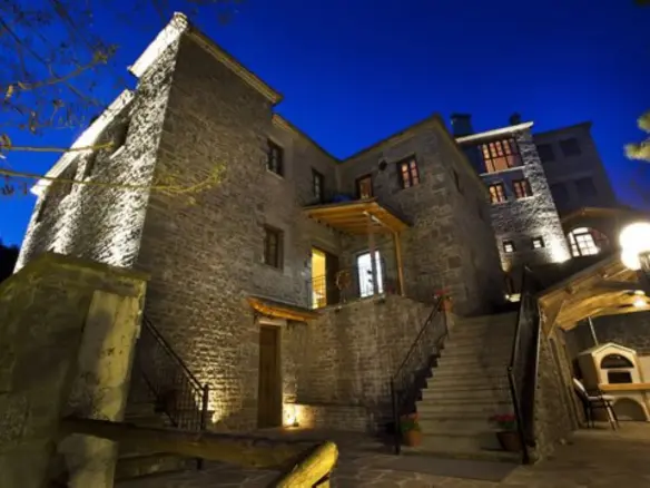 Hotel In Timfi, Greece (1.000 M²)