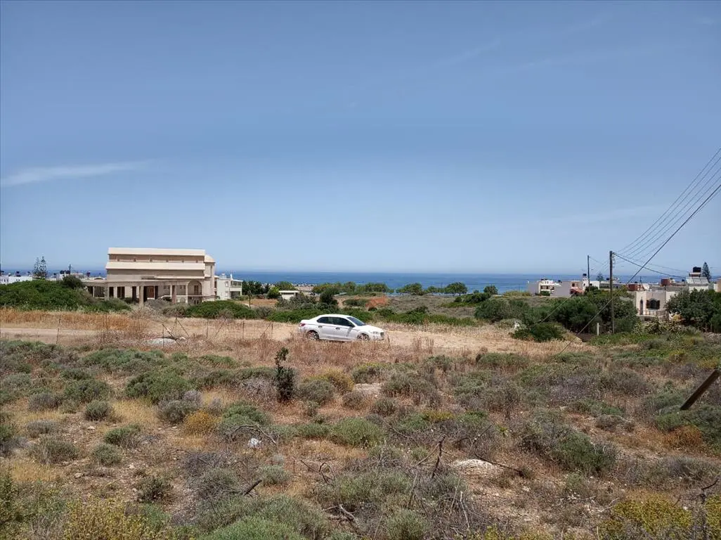 Land Of 2700 M² In Crete