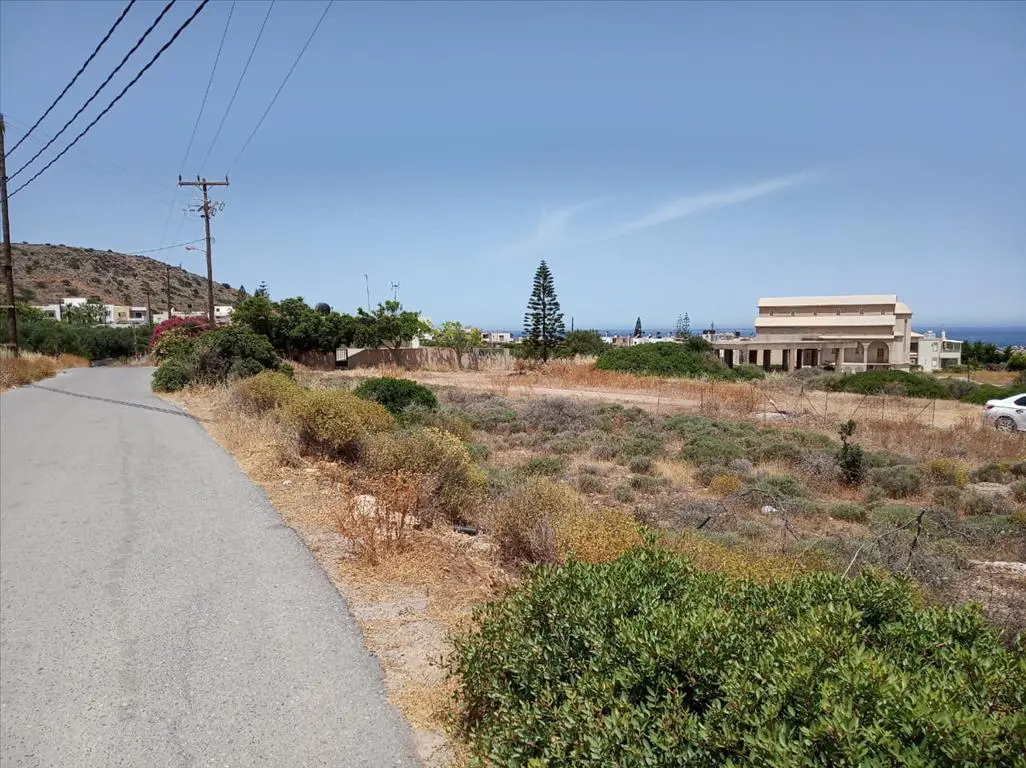 Land Of 2700 M² In Crete