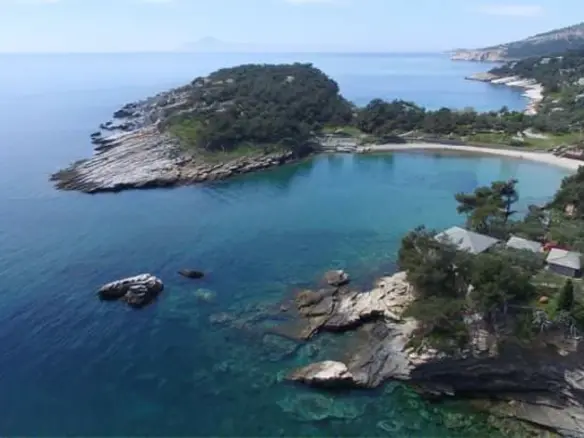 Hotel Of 300 M² On The Island Of Thassos