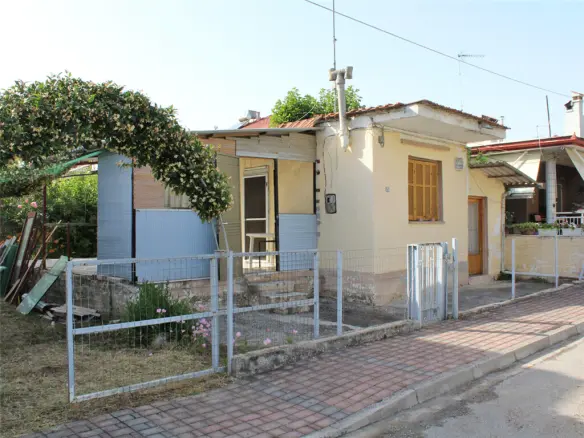 1-bedroom Detached House In Katerini, Greece (50 M²)