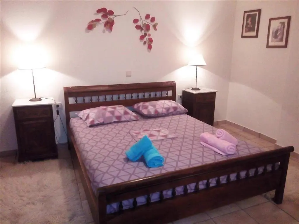 Detached House Of 70 M² In Arachova