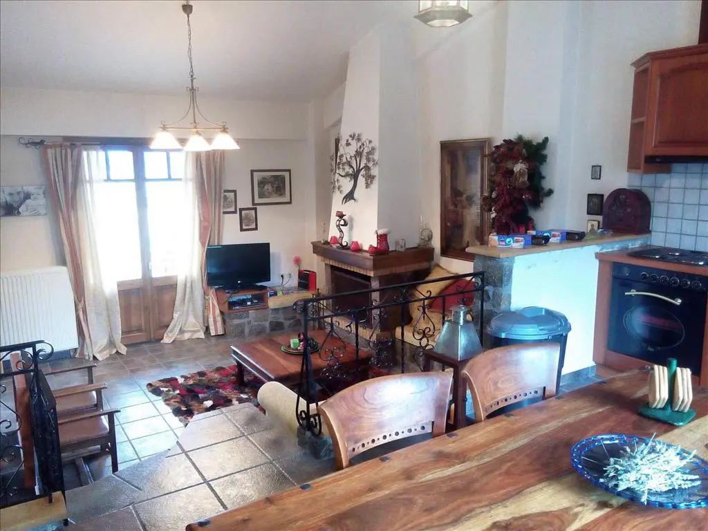 Detached House Of 70 M² In Arachova