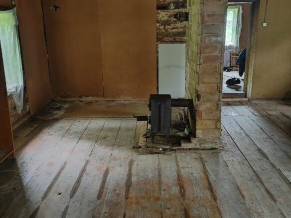 House With 1.5 Ha Of Land For Sale In Latvia Countryside.