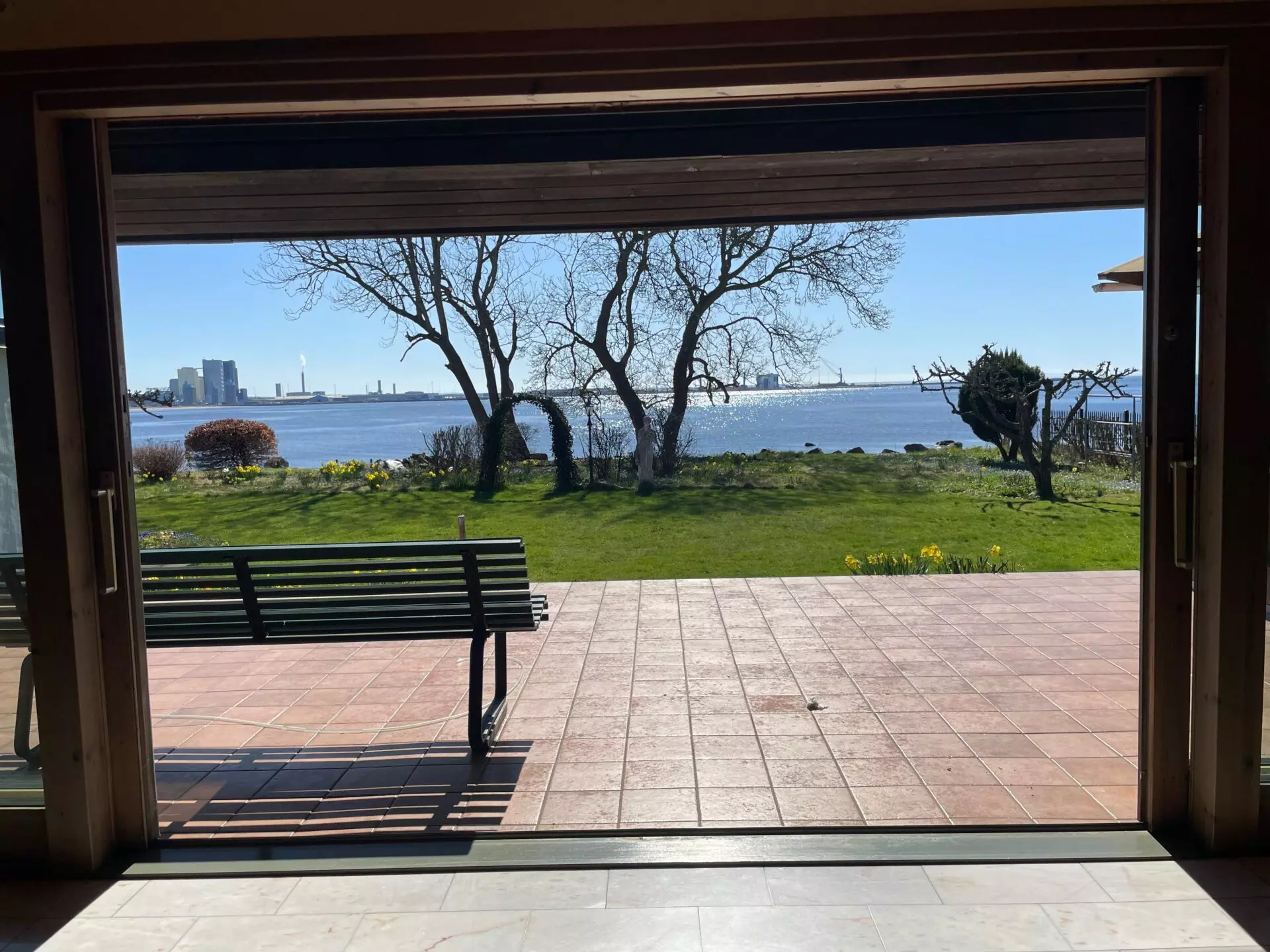 Villa Of 210 M² With Ocean View In Strand