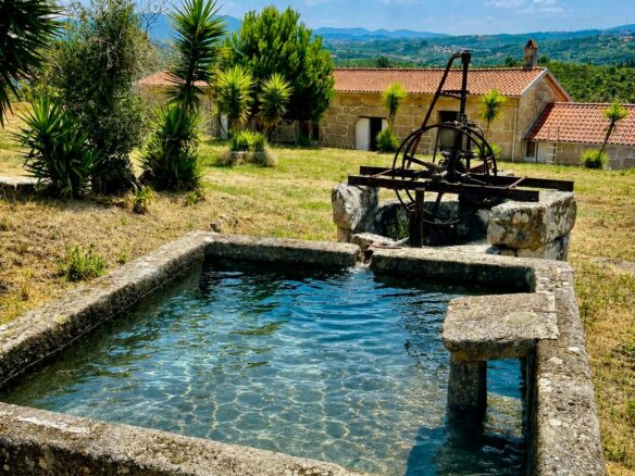 Countryhouse Of 250 M² With Garden In Central Portugal