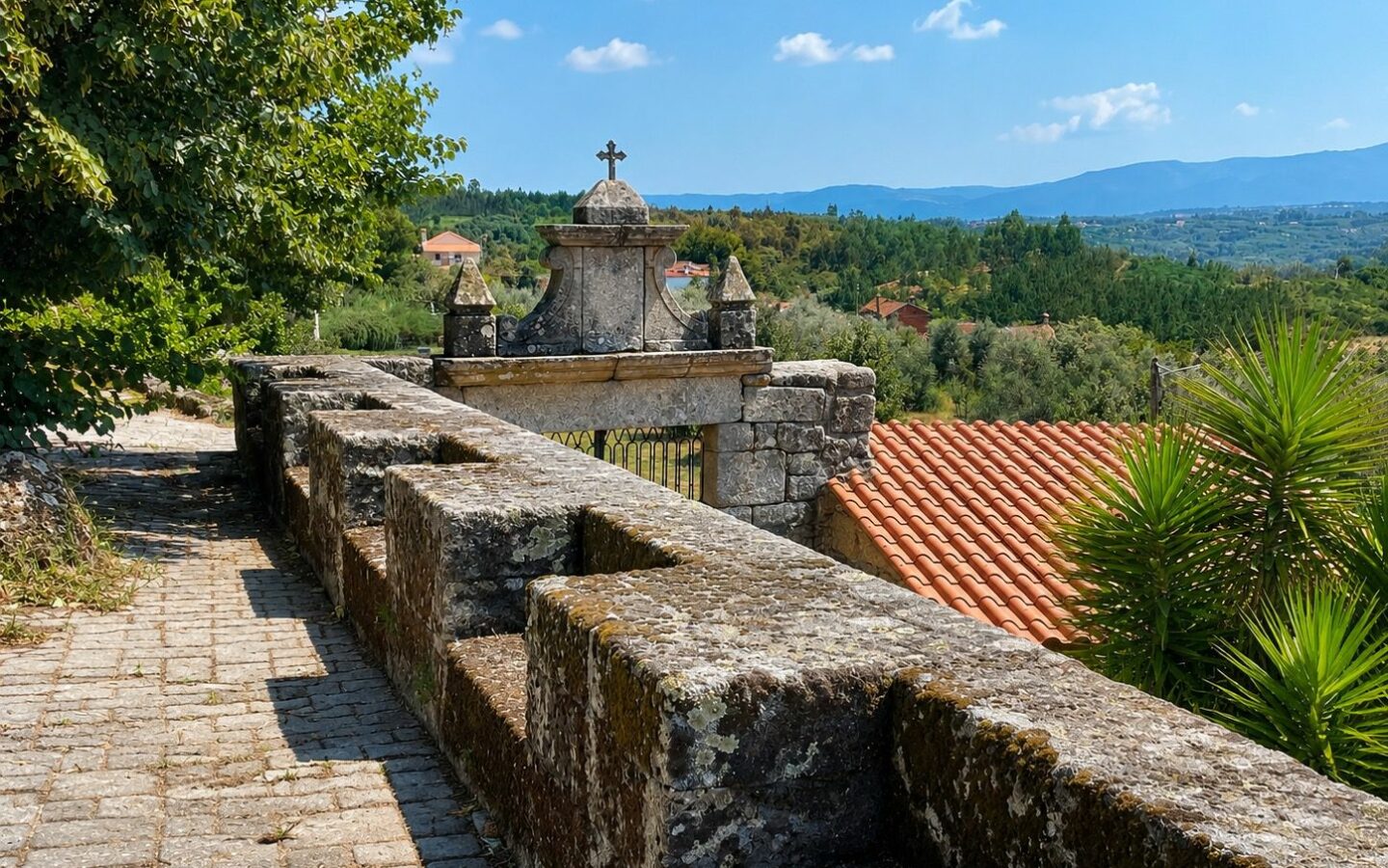 Countryhouse Of 500 M² With Central Portugal In Its Location