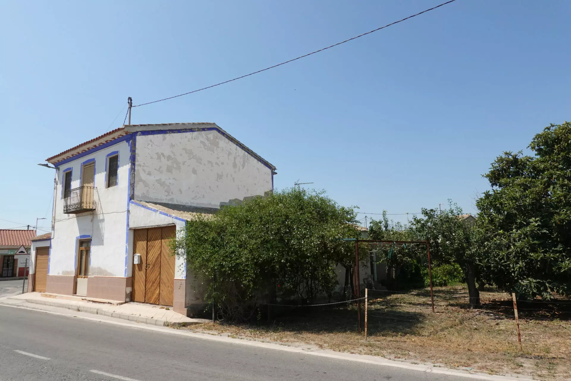 RX100486 House Of 300 M² With Large Orchard In 30 Minutes From The Sea