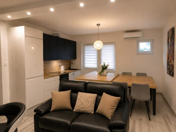 Apartment Of 57 M² With Modern And Fully Furnished Features In Bronx, Varaždin