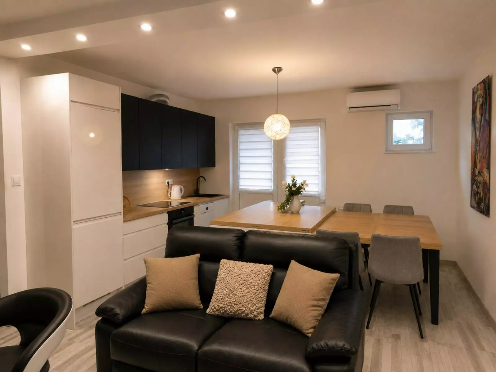 prodaja-stana-varazdin-bronx-slika-280012638 Apartment Of 57 M² With Modern And Fully Furnished Features In Bronx, Varaždin