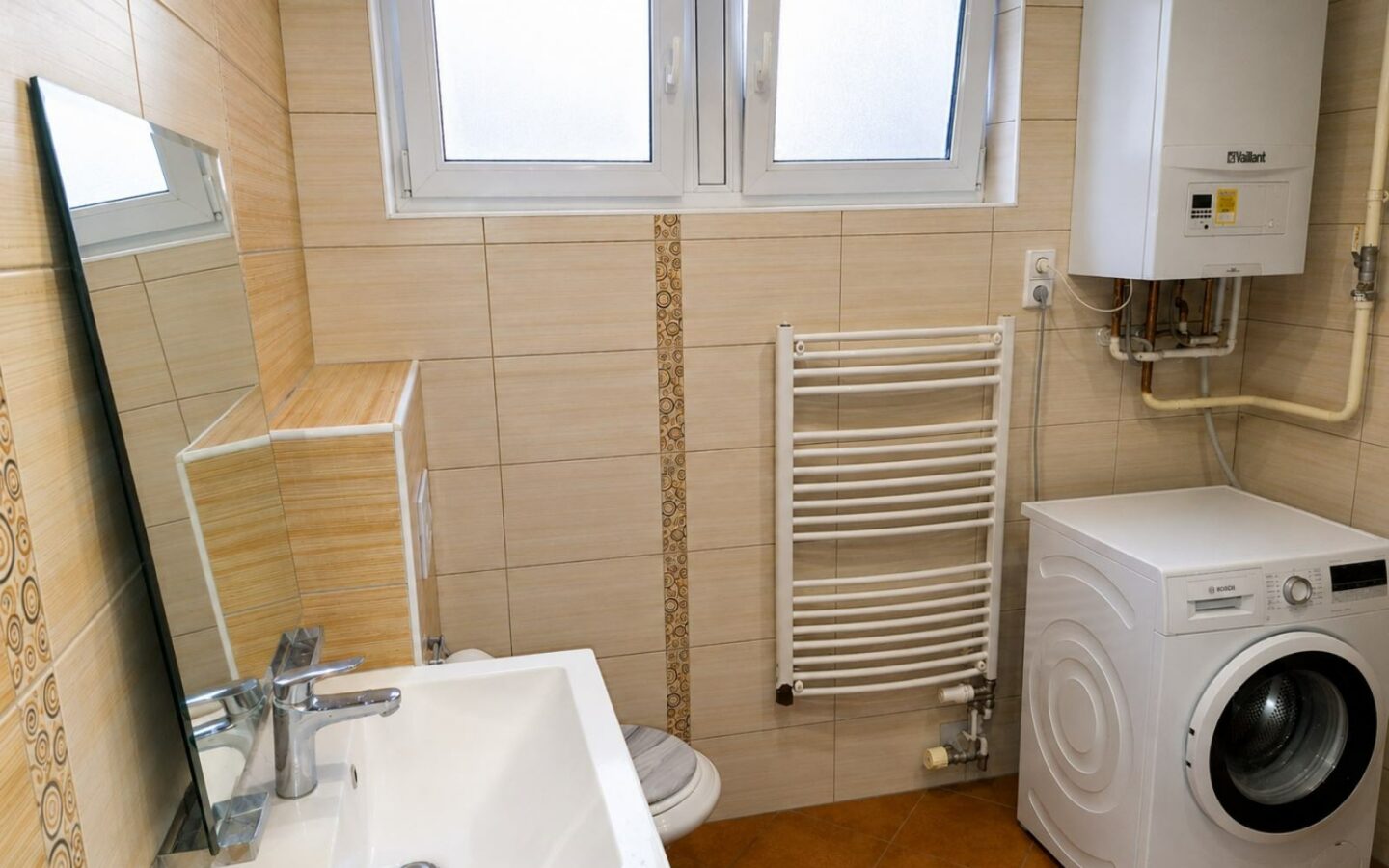Apartment Of 57 M² With Modern And Fully Furnished Features In Bronx, Varaždin