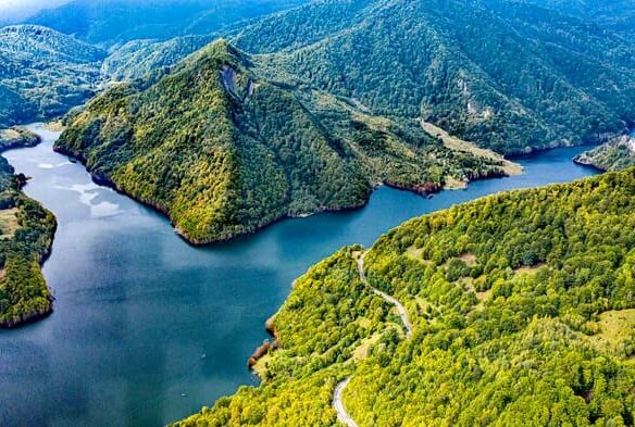 5 Hectares Off-grid Property With 3 Natural Springs In Lake Siriu, Romania