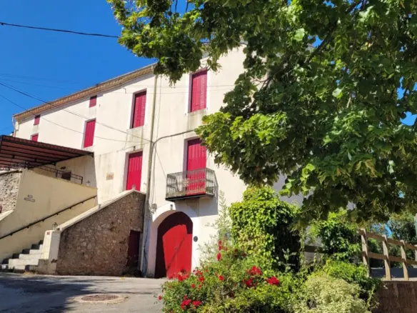 House Of 250 M² In Faugeres, France