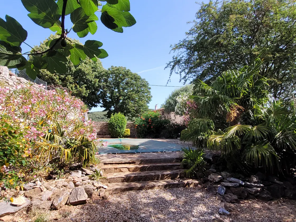 House Of 250 M² In Faugeres, France