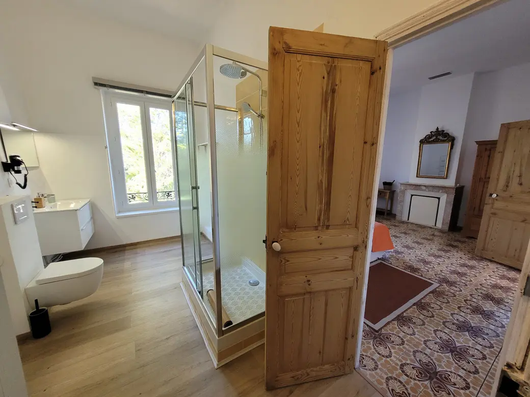 House Of 250 M² In Faugeres, France