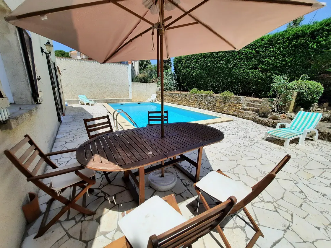 Detached House Of 148 M² In Puimisson, France