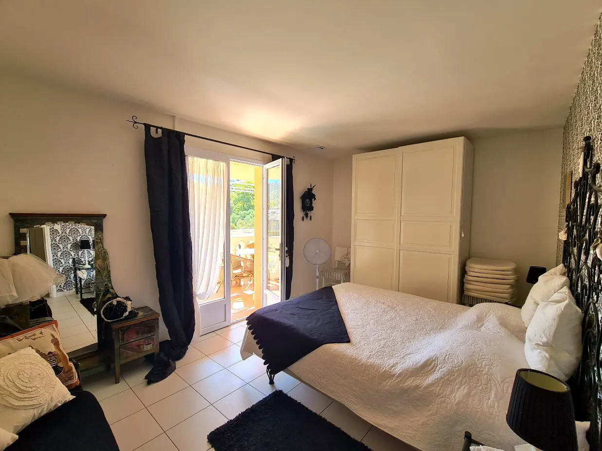 Detached 248 M² House In Cessenon Sur Orb, France