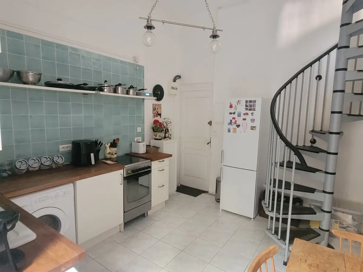 Apartment Of 60 M² In Saint Genies De Fontedit