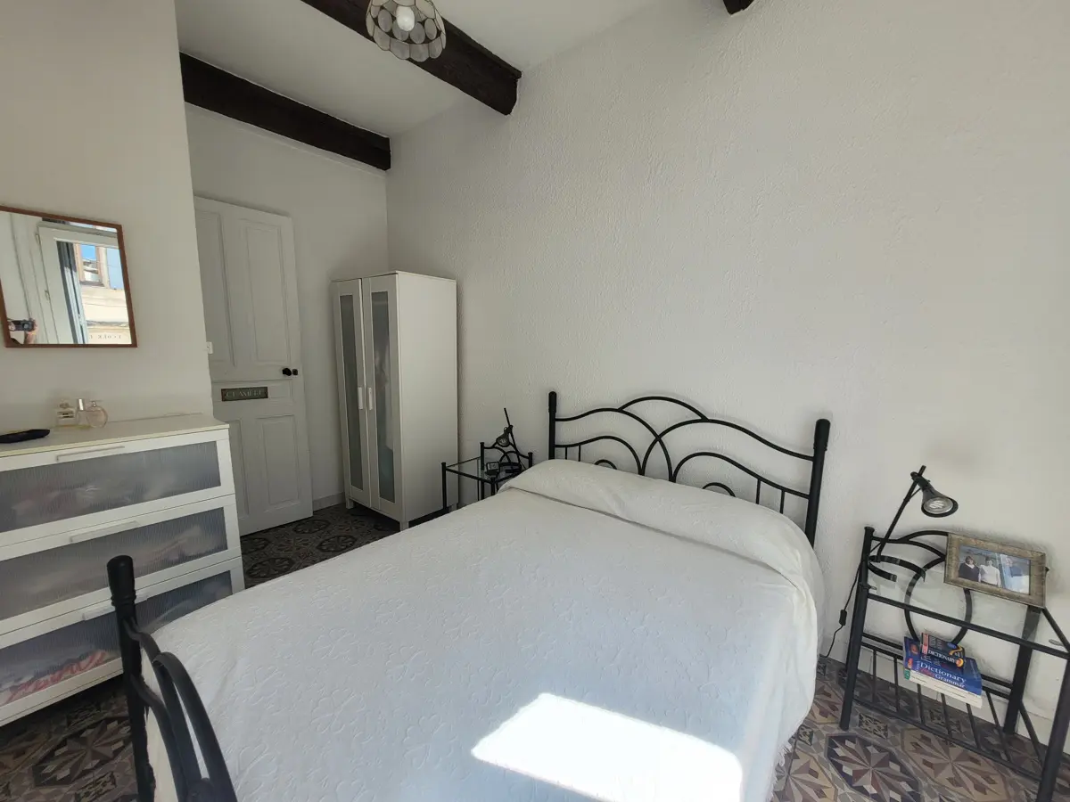Apartment Of 77 M² In Saint Genies De Fontedit