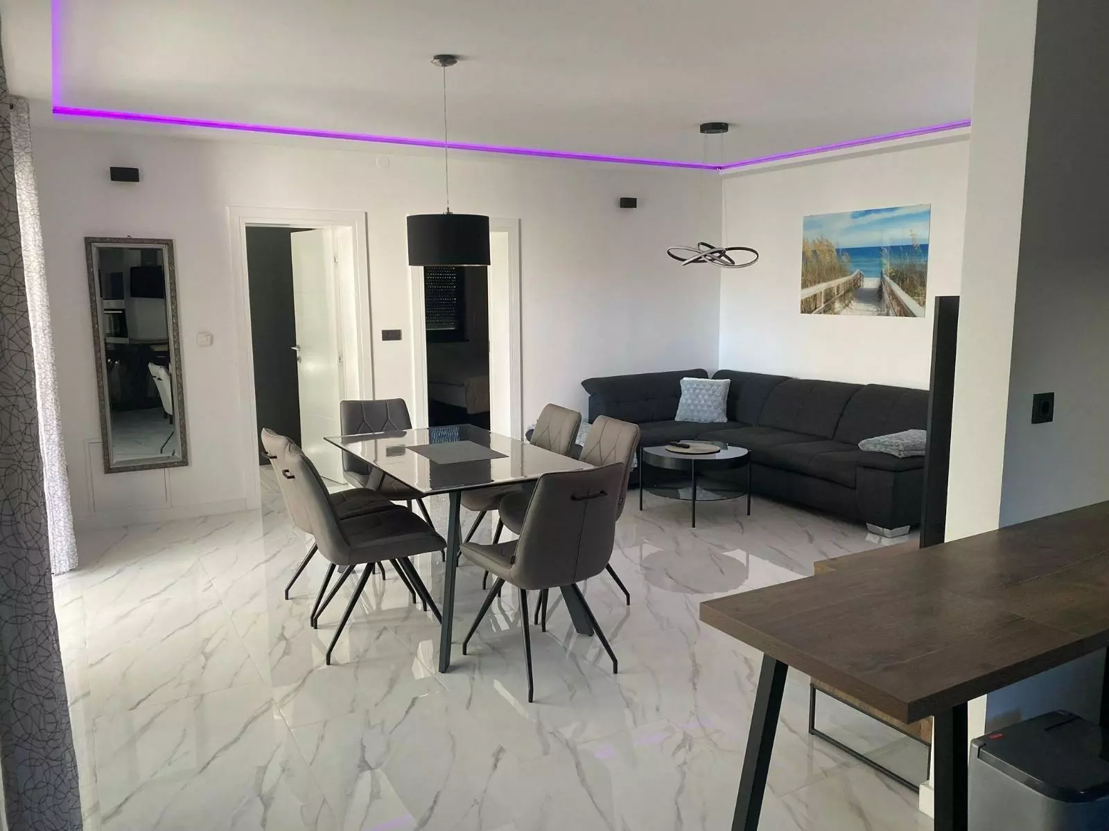 Villa Of 300 M² With Rooftop Jacuzzi In Srima, Vodice