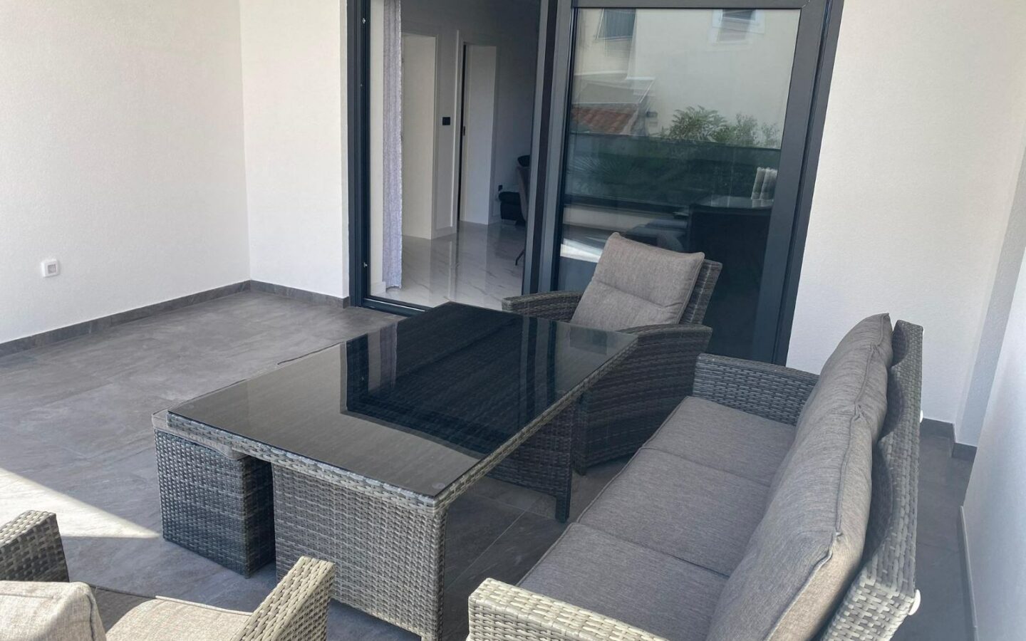 Villa Of 300 M² With Rooftop Jacuzzi In Srima, Vodice