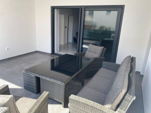Villa Of 300 M² With Rooftop Jacuzzi In Srima, Vodice