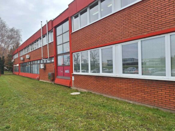 Commercial Property Of 1000 M² With Production Facility In Čakovec