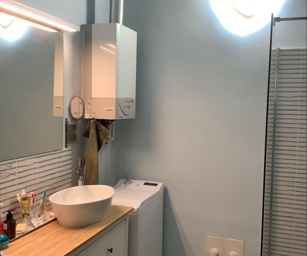 Apartment Of 81 M² With 3.7 M Ceilings & Loft Potential Near Városliget