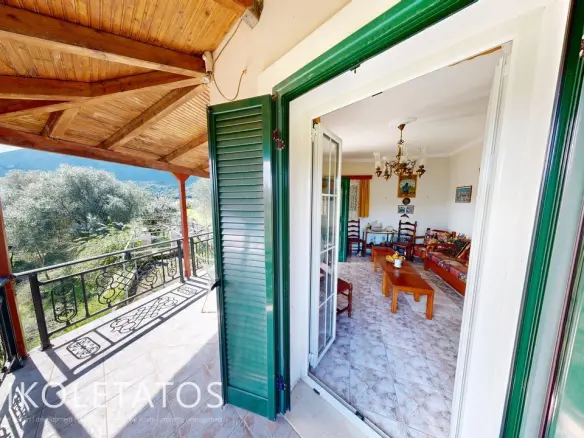 House Of 120 M² With Sea View In Tzannata, Greece