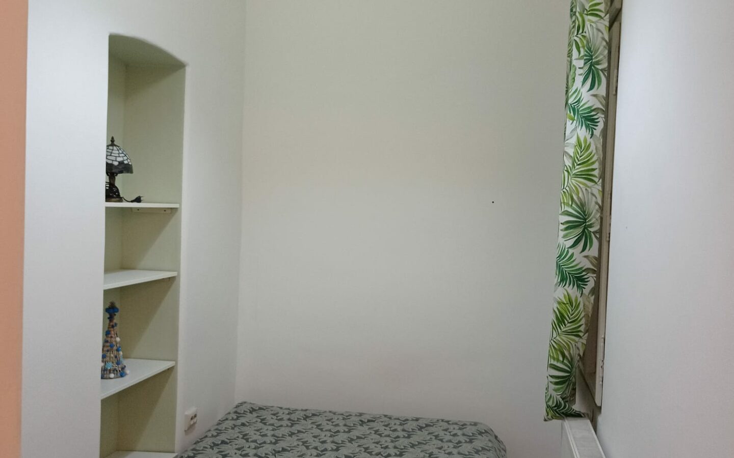 Apartment Of 81 M² With 3.7 M Ceilings & Loft Potential Near Városliget
