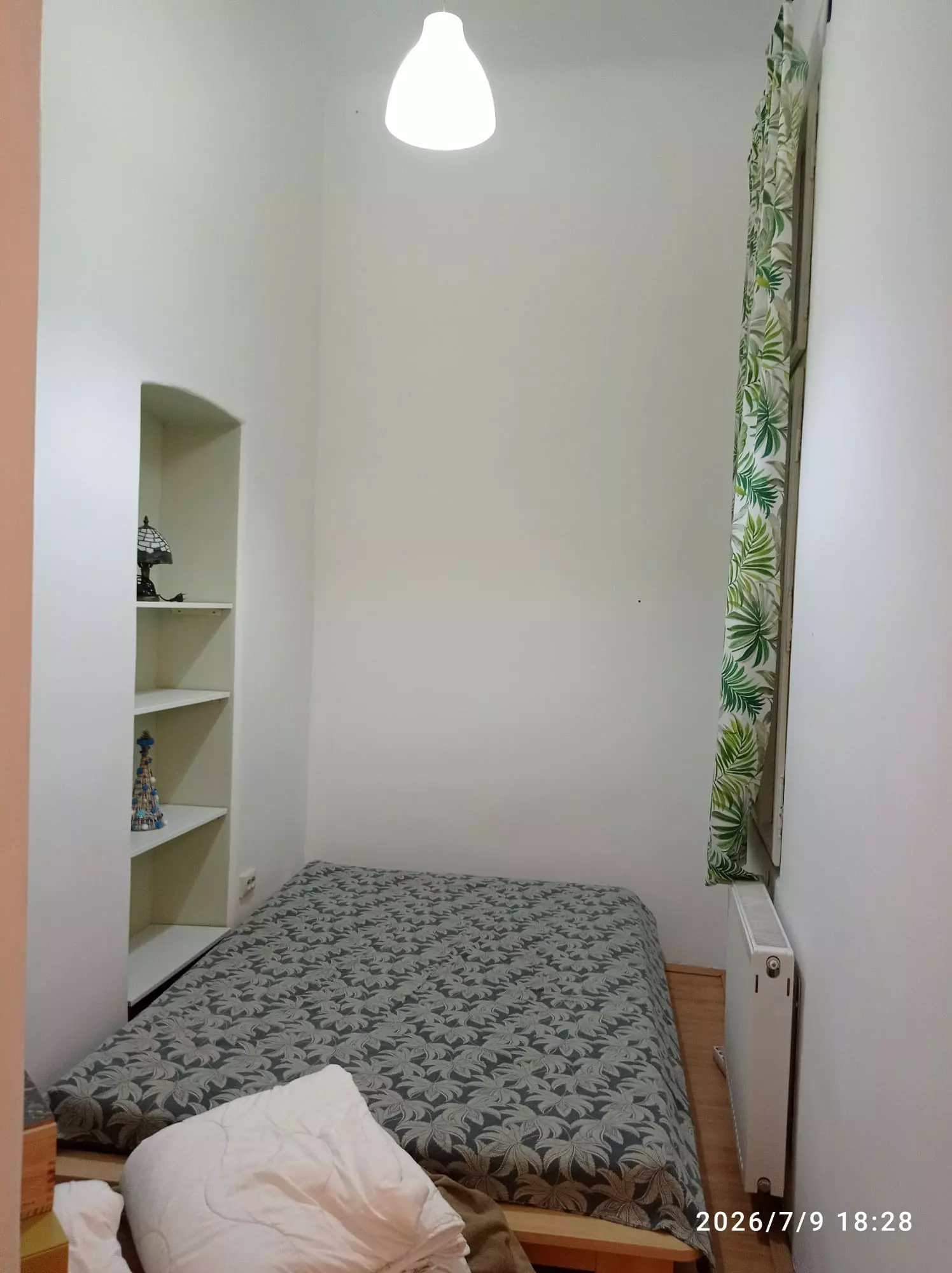 Apartment Of 81 M² With 3.7 M Ceilings & Loft Potential Near Városliget
