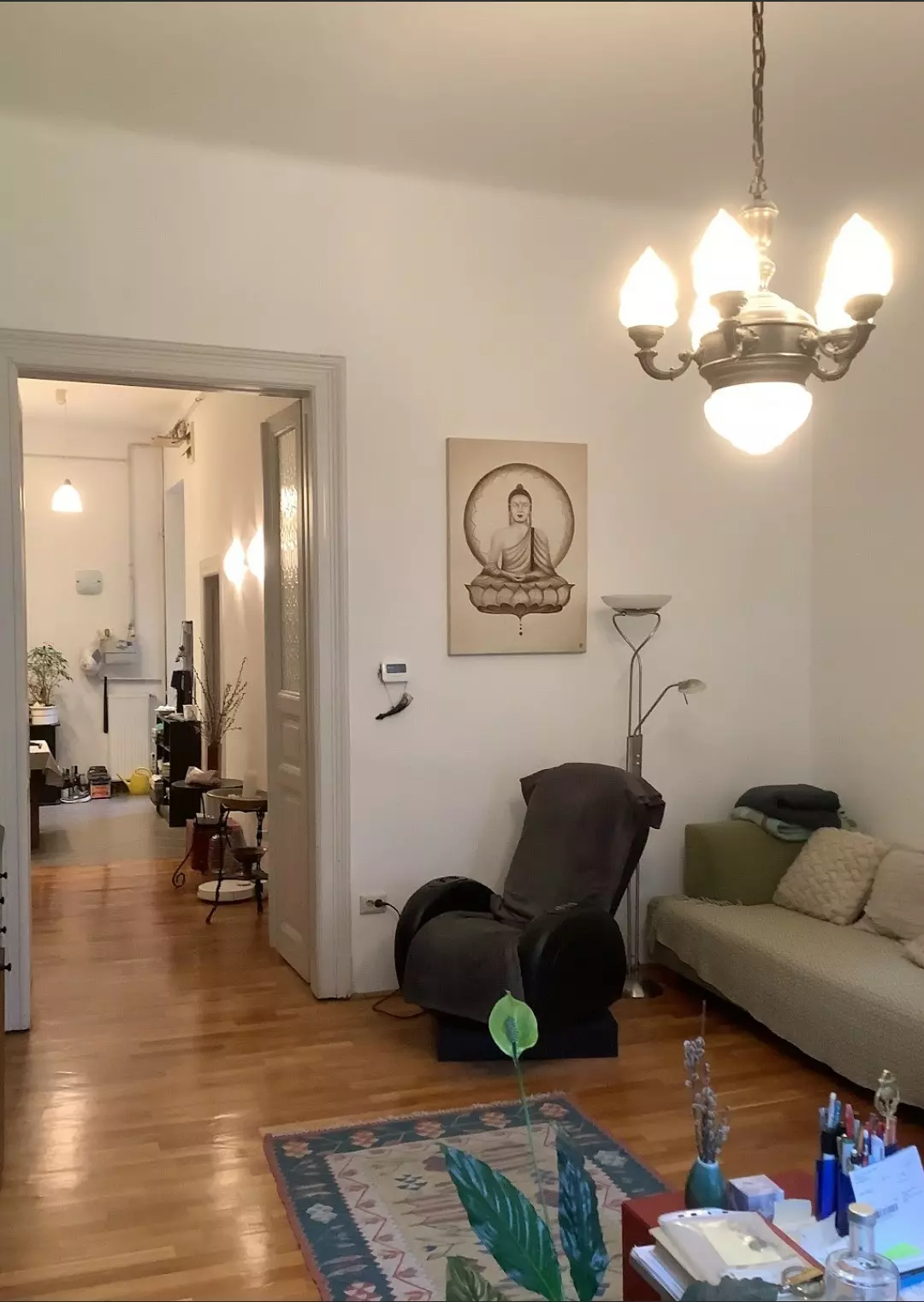 Apartment Of 81 M² With 3.7 M Ceilings & Loft Potential Near Városliget