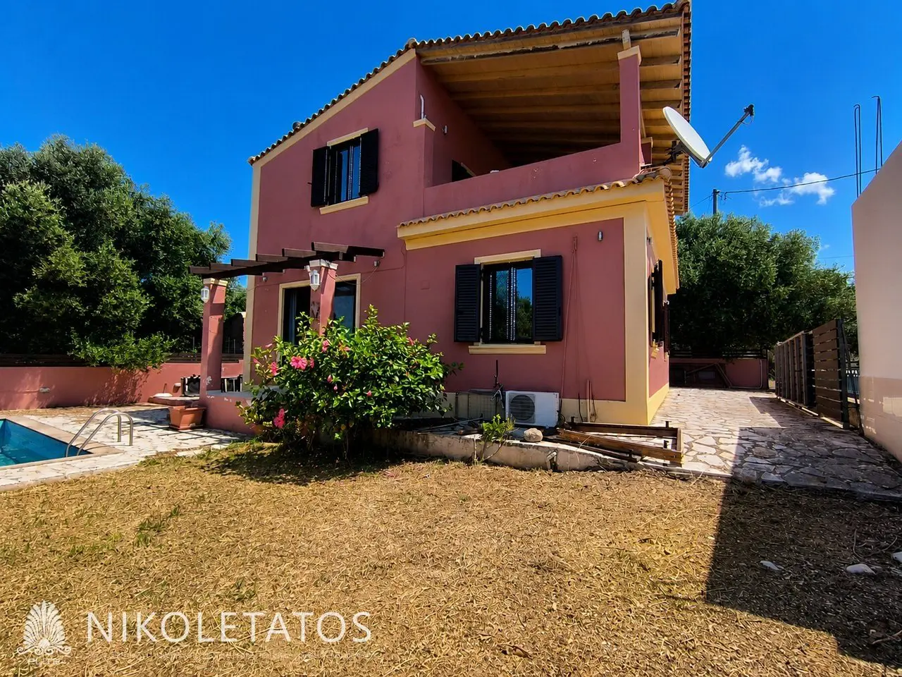 Villa Of 150 M² With Garden In Svoronata, Greece