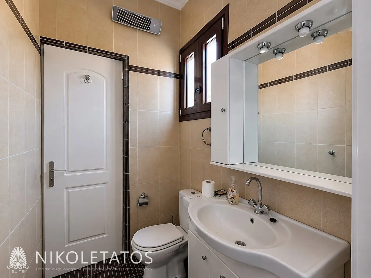 Villa Of 150 M² With Garden In Svoronata, Greece