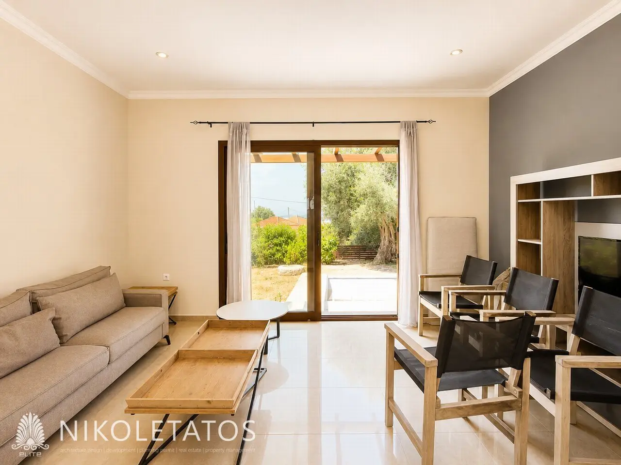 Villa Of 150 M² With Garden In Svoronata, Greece