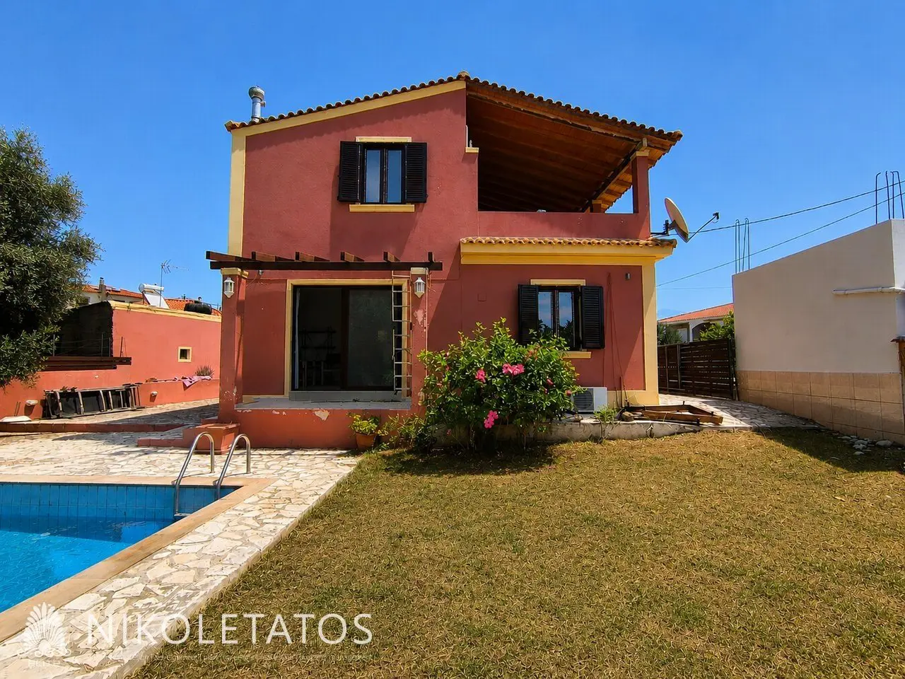 Villa Of 150 M² With Garden In Svoronata, Greece