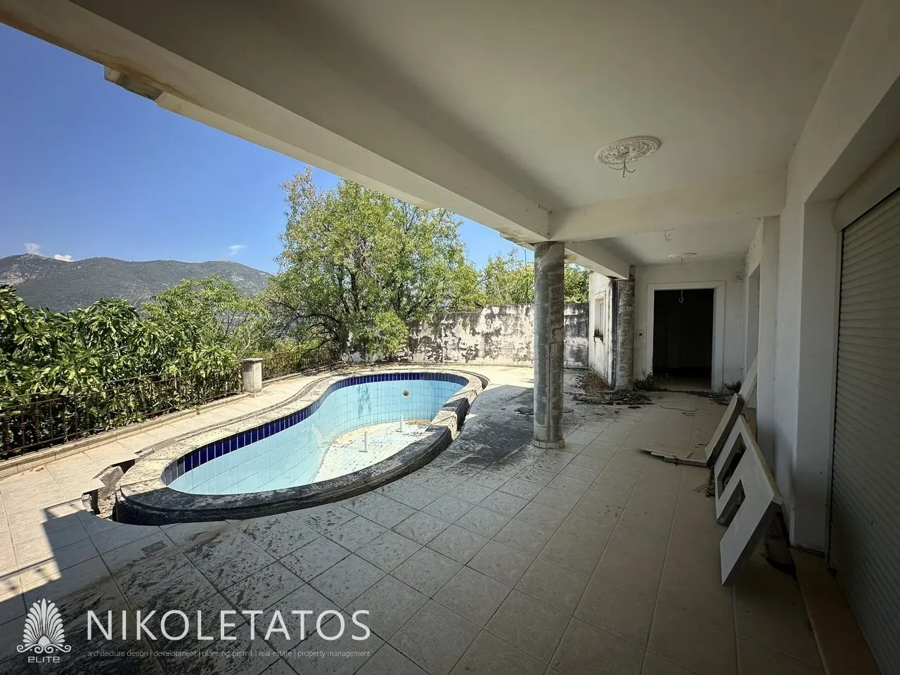 Villa Of [size] With [features] In Haliotata, Greece