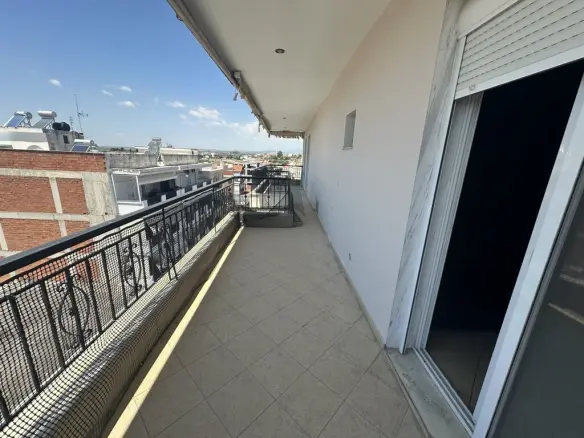 3-bedroom Flat In Nea Propontida, Greece (140 M²)