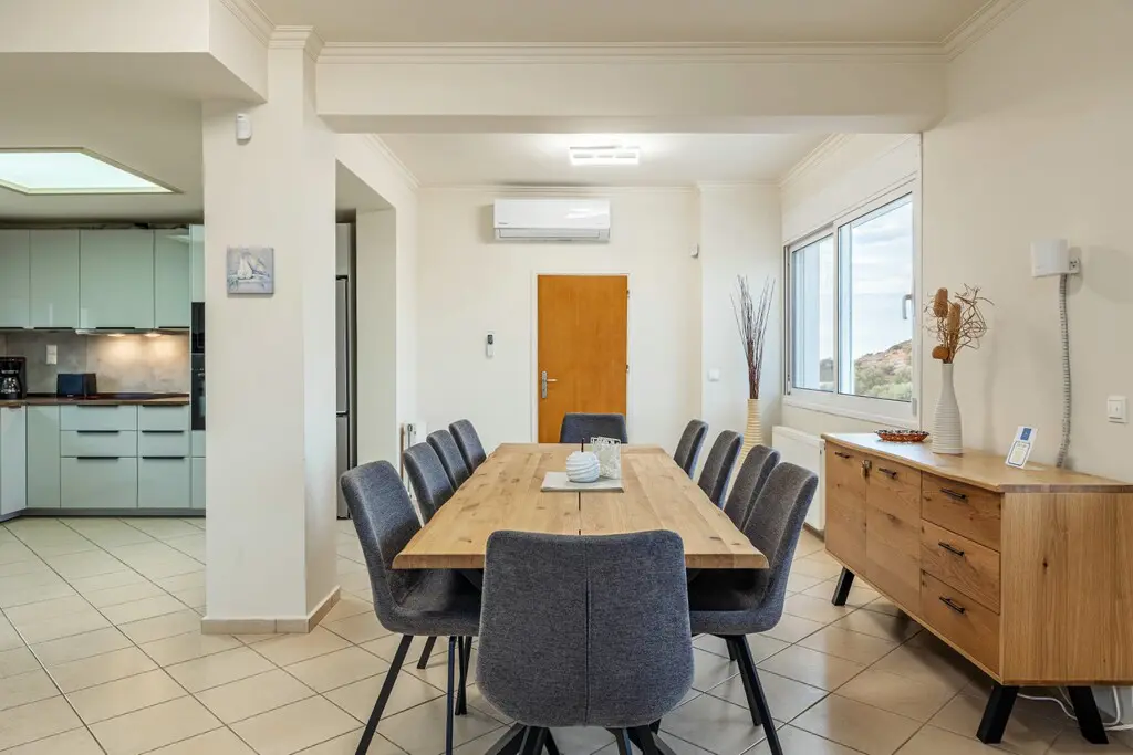 Villa Of 250 M² In Crete