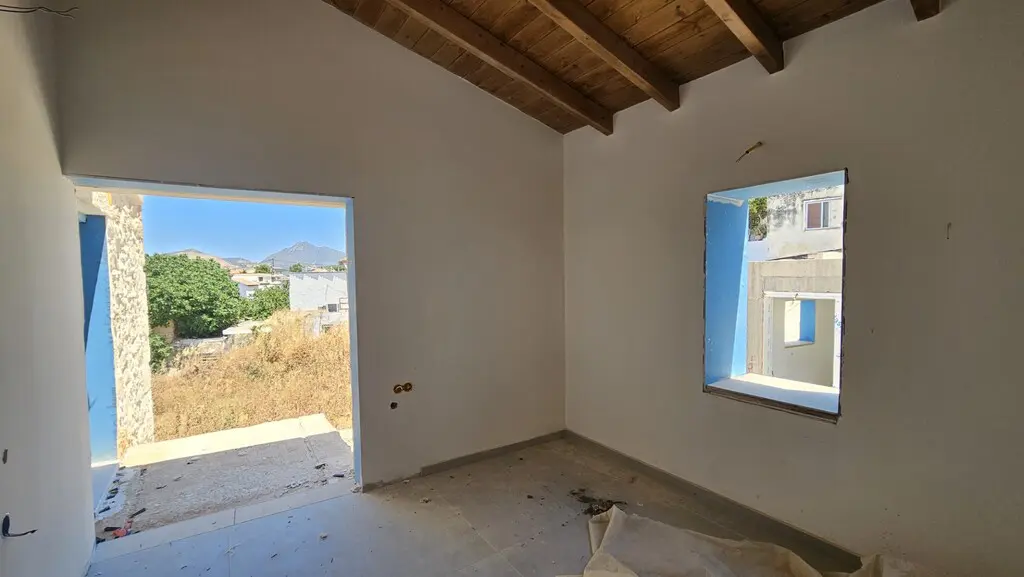 Maisonette Of 150 M² In Crete