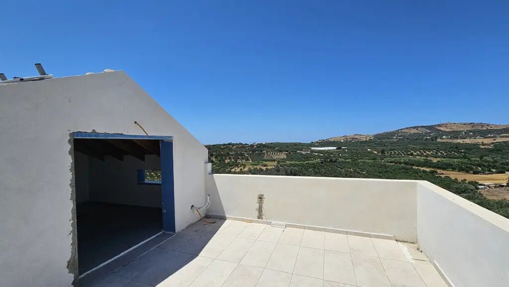 Maisonette Of 150 M² In Crete