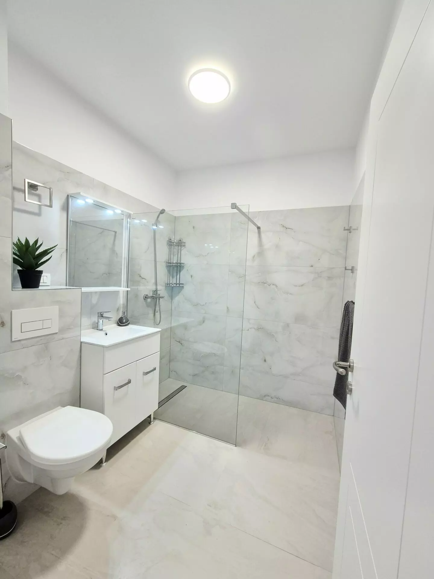 Brand-new Furnished Apartment With Parking | Ready To Rent | Alba Iulia, Romania