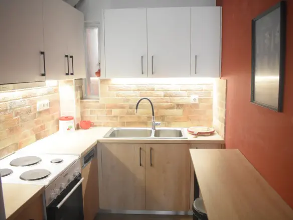 2-bedroom Flat In Exarchia – Neapoli, Greece (65 M²)
