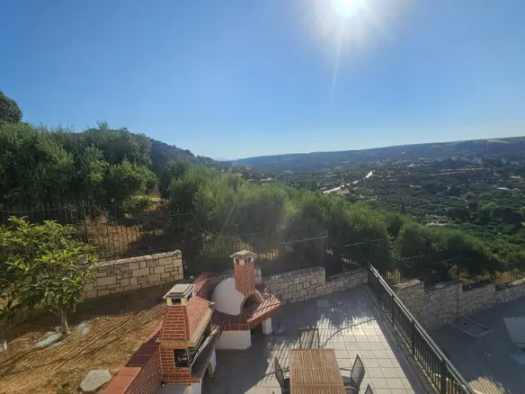 4-bedroom Villa In Gouves, Greece (380 M²)