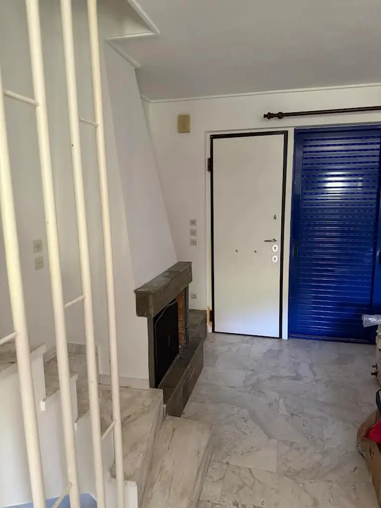 Maisonette Of 103 M² In Athens